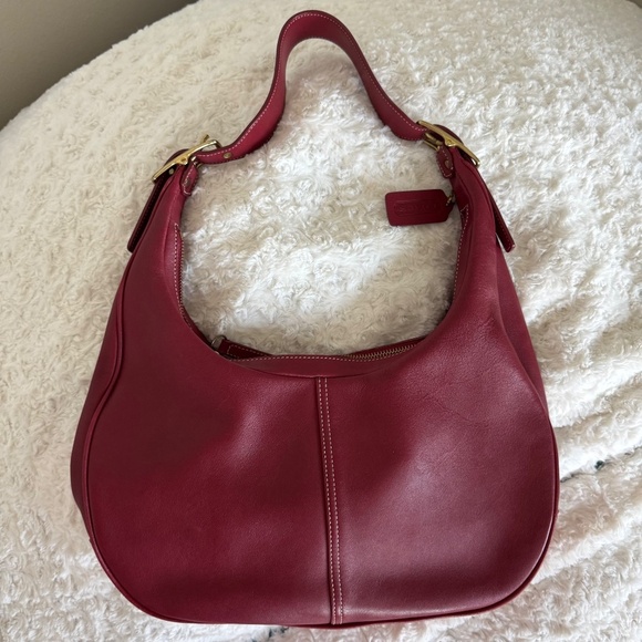 ♥️ Vintage Coach 9591 MEDIUM Vintage Cherry Red Leather Zoe Shoulder Bag ♥️ - Picture 1 of 5